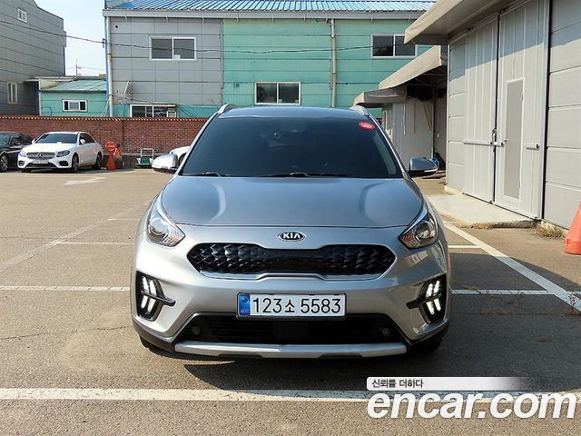 Kia Niro 2020 — photo 2