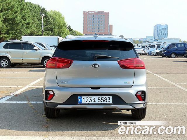 Kia Niro 2020 — photo 3