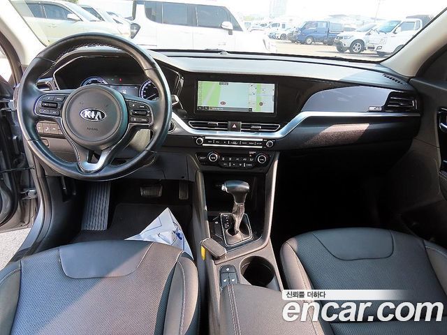 Kia Niro 2020 — photo 9