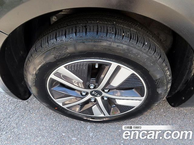 Kia Niro 2020 — photo 19