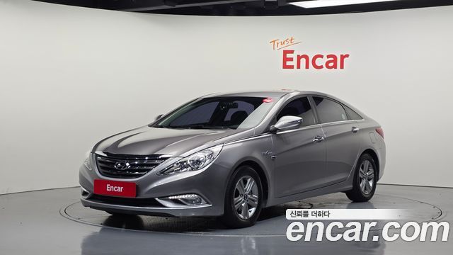 Hyundai Sonata 2013 — photo 1
