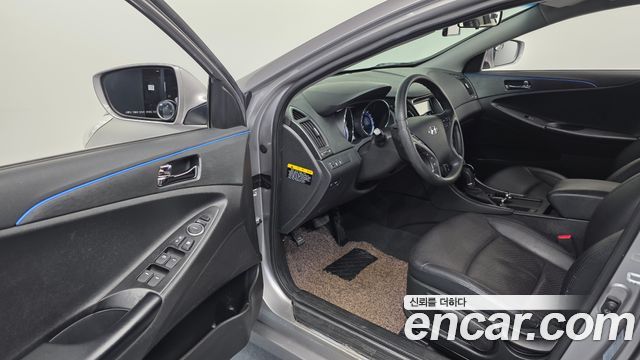 Hyundai Sonata 2013 — photo 10