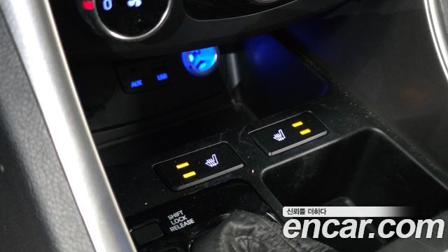 Hyundai Sonata 2013 — photo 13