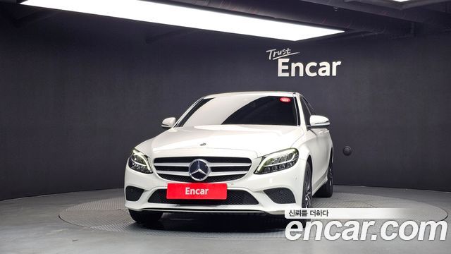 Mercedes-Benz C-Class 2019 — photo 3