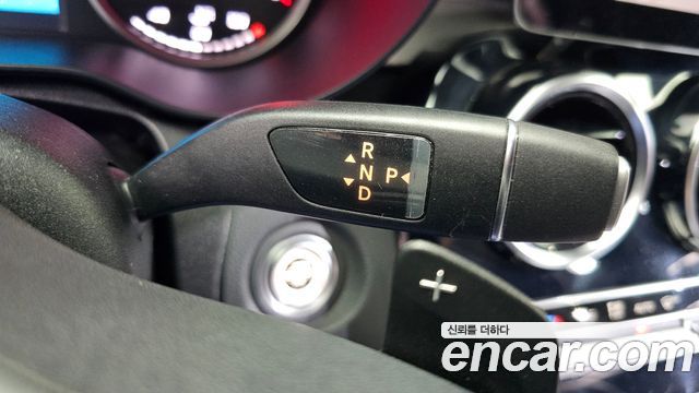 Mercedes-Benz C-Class 2019 — photo 9