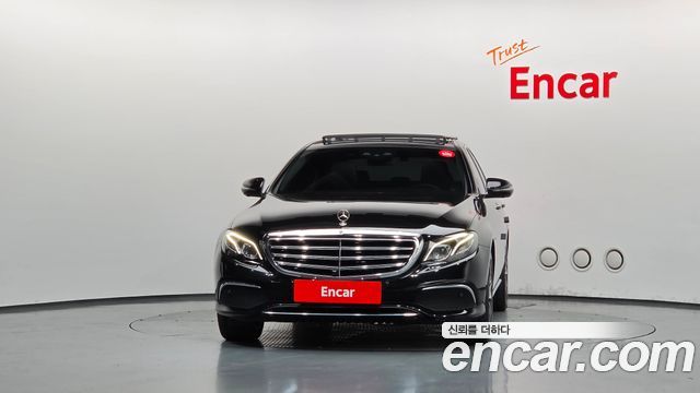 Mercedes-Benz E-Class 2019 — photo 3
