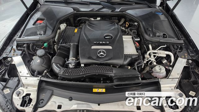 Mercedes-Benz E-Class 2019 — photo 6