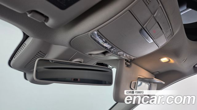Mercedes-Benz E-Class 2019 — photo 28