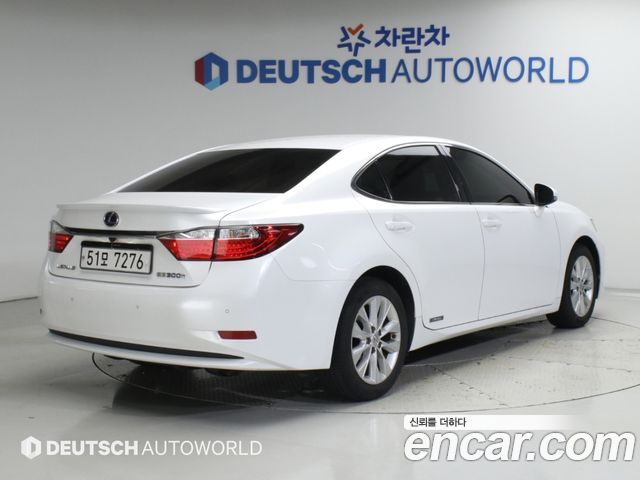 Lexus ES 2014 — photo 2