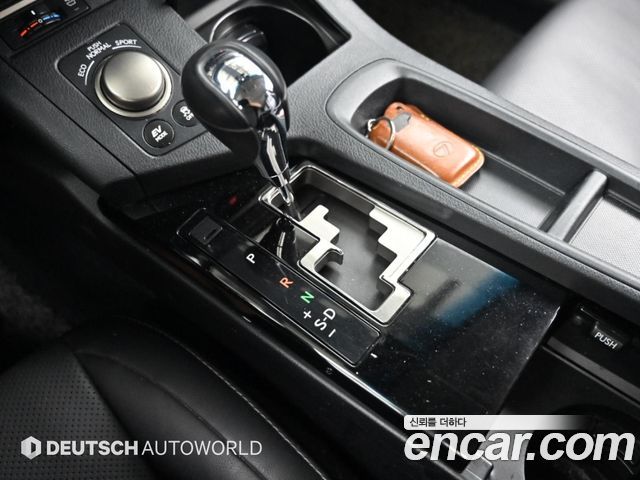 Lexus ES 2014 — photo 9