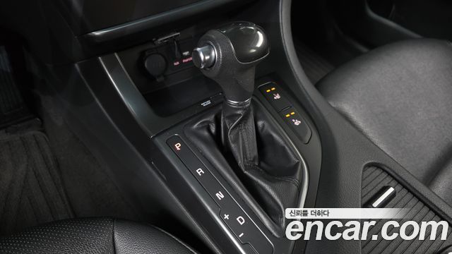Kia K5 2015 — photo 9