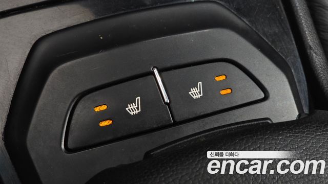 Kia K7 2011 — photo 24