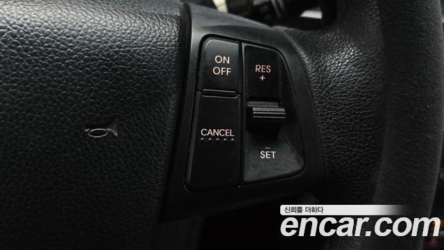 Kia K7 2011 — photo 27