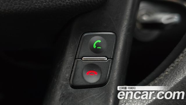Kia K7 2011 — photo 30