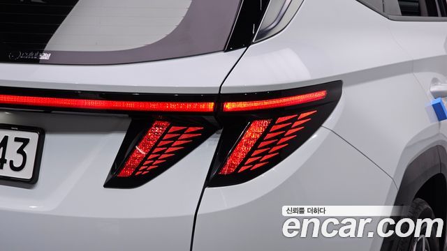 Hyundai Tucson 2023 — photo 9