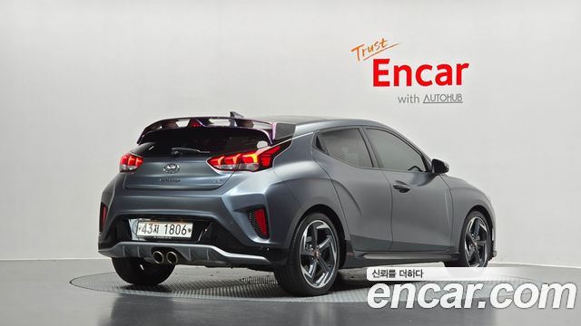 Hyundai Veloster 2019 — photo 2