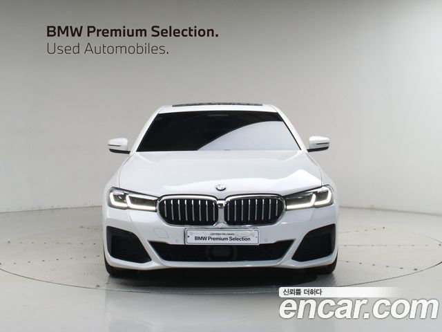 BMW 5-Series 2023 — photo 3