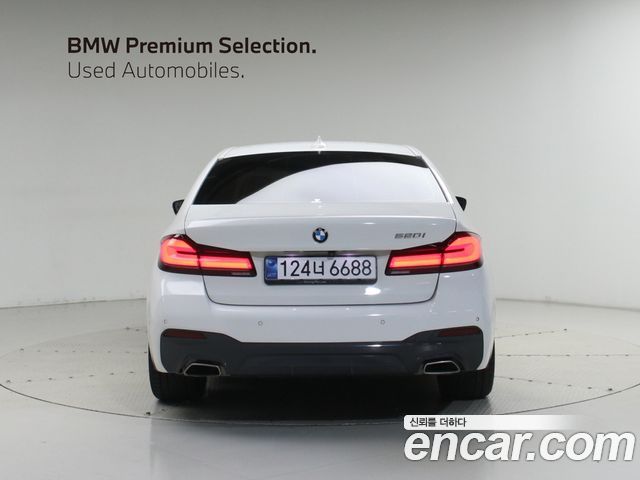 BMW 5-Series 2023 — photo 4