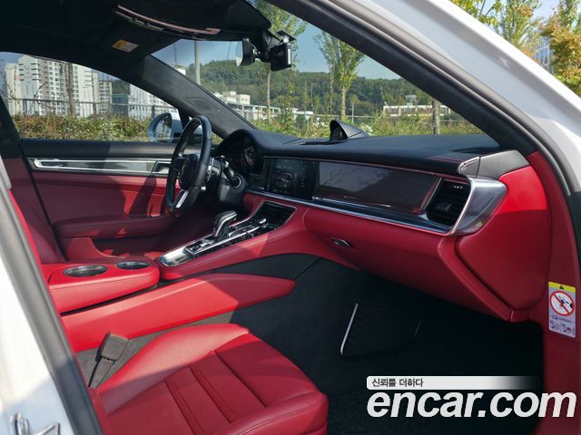 Porsche Panamera 2017 — photo 8