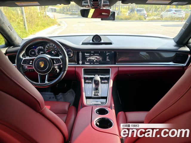 Porsche Panamera 2017 — photo 10