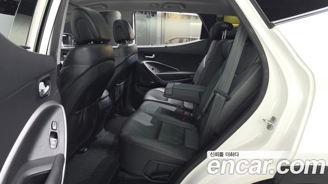 Hyundai Santafe 2015 — photo 11