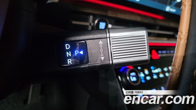 Hyundai Santafe 2024 — photo 12