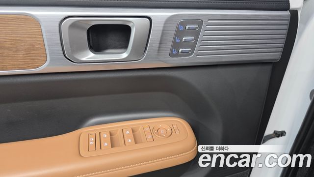 Hyundai Santafe 2024 — photo 17