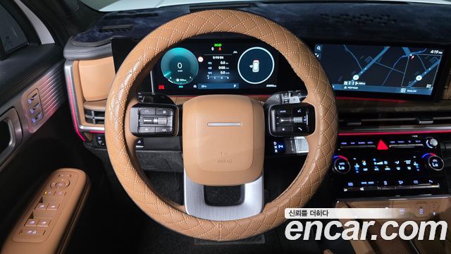 Hyundai Santafe 2024 — photo 18