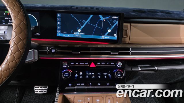 Hyundai Santafe 2024 — photo 19