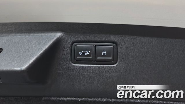 Hyundai Santafe 2024 — photo 30