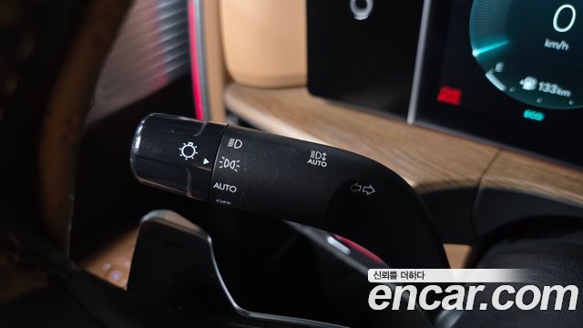 Hyundai Santafe 2024 — photo 34