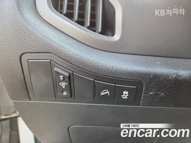 Kia Sportage 2011 — photo 10