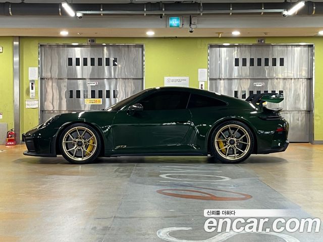 Porsche 911 2026 — photo 2