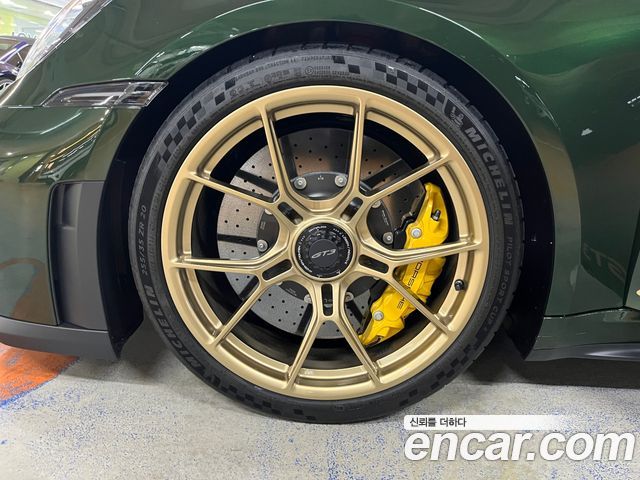Porsche 911 2026 — photo 19