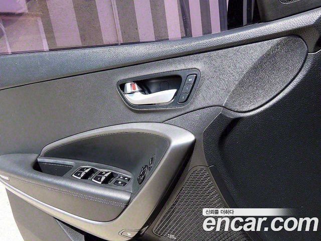 Hyundai Santafe 2016 — photo 13