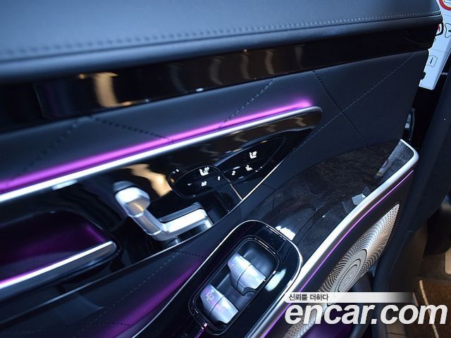Mercedes-Benz S-Class 2021 — photo 12
