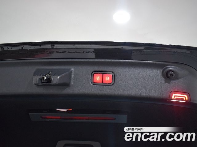 Mercedes-Benz S-Class 2021 — photo 17