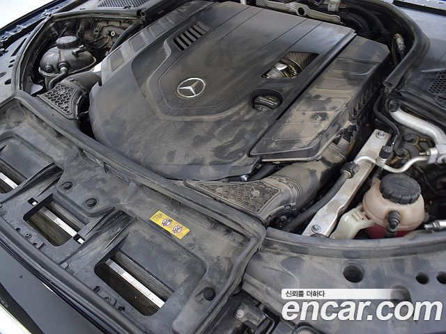 Mercedes-Benz S-Class 2021 — photo 18