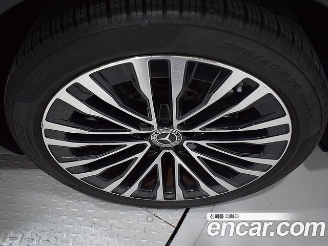 Mercedes-Benz S-Class 2021 — photo 19