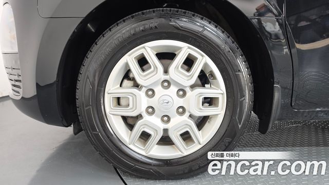 Hyundai Staria 2022 — photo 5