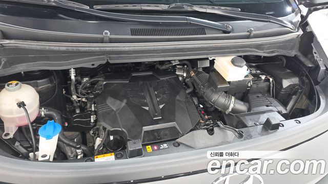 Hyundai Staria 2022 — photo 6