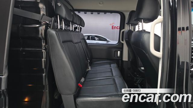 Hyundai Staria 2022 — photo 17