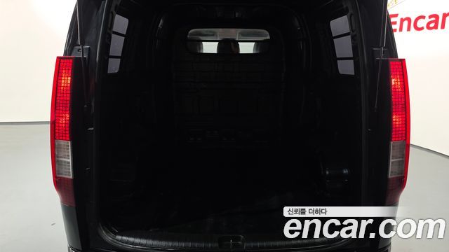 Hyundai Staria 2022 — photo 22