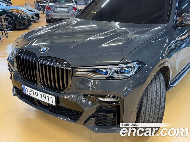 BMW X7 2022 — photo 4
