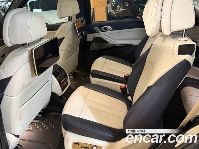 BMW X7 2022 — photo 6