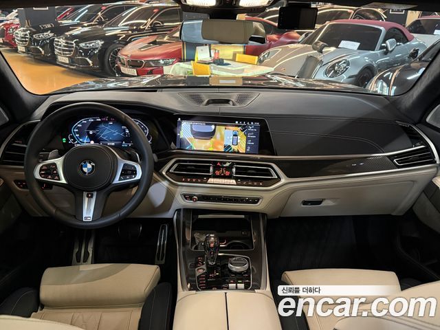 BMW X7 2022 — photo 9