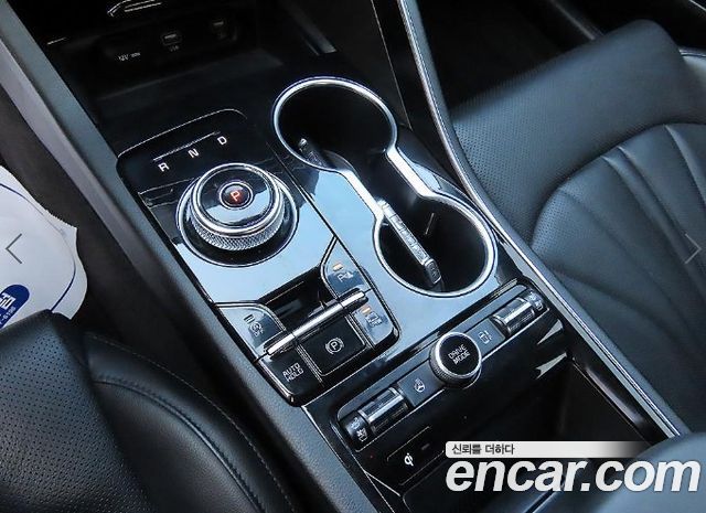 Kia K5 2023 — photo 11