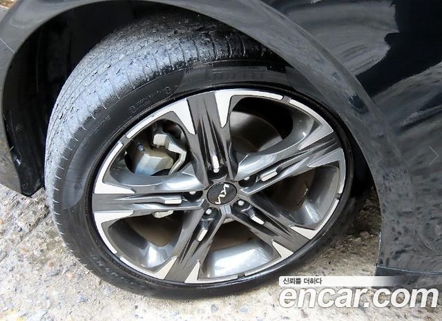 Kia K5 2023 — photo 20
