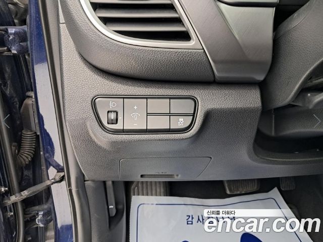 Kia Seltos 2023 — photo 13