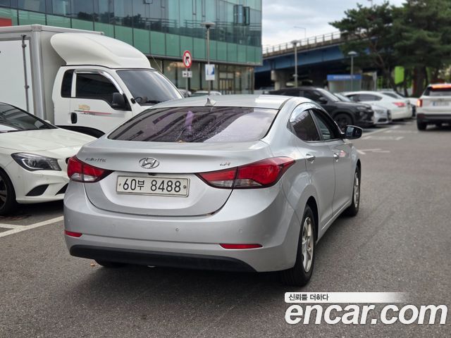 Hyundai AVANTE 2014 — photo 5